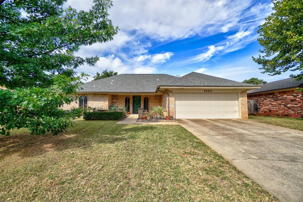Rolling Green Ave, Oklahoma City, OK 73132