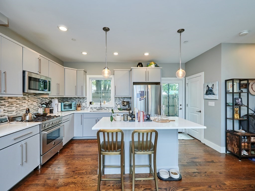 Mystic Ave, Somerville, MA 02145