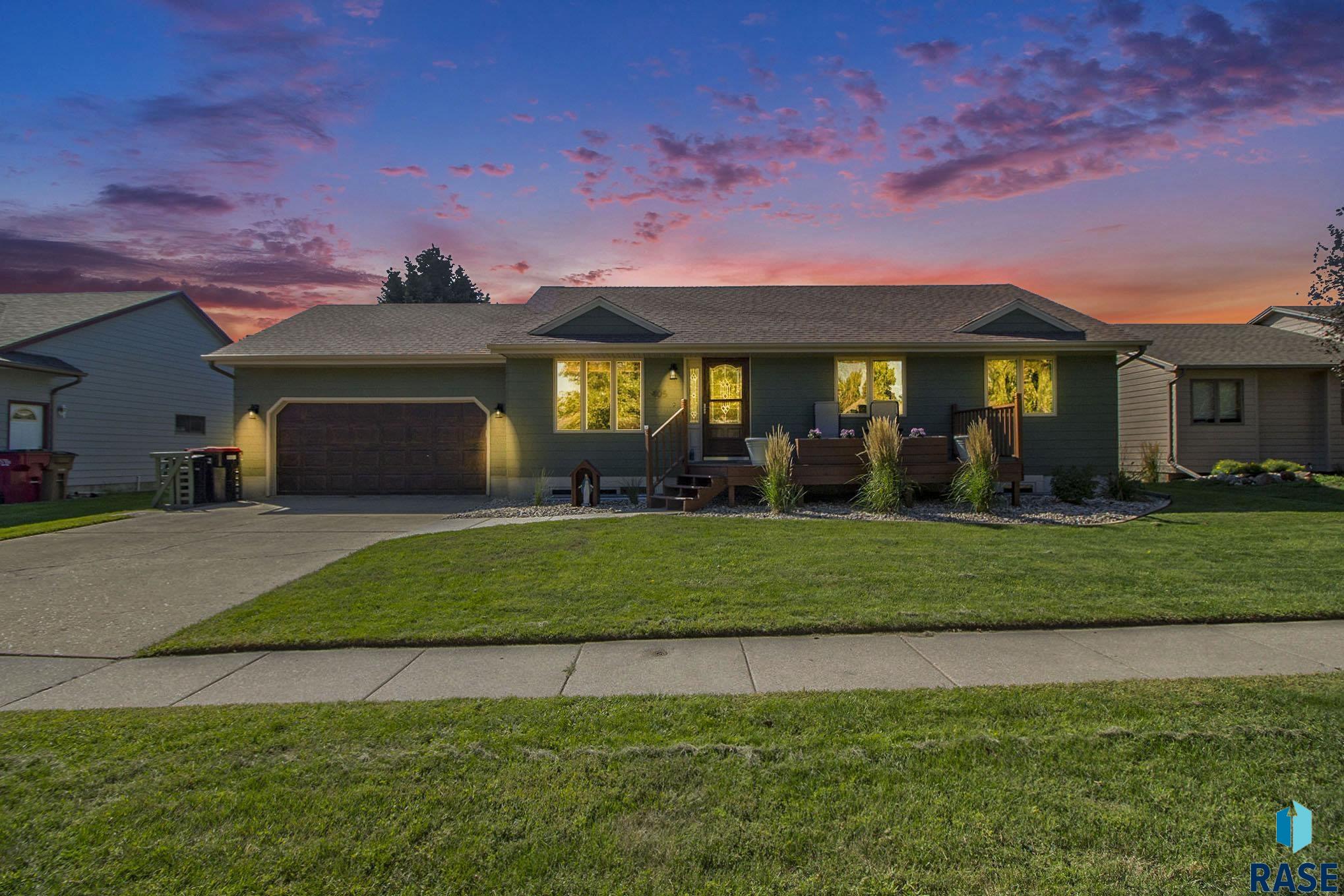 Lakota Ave, Brandon, SD 57005
