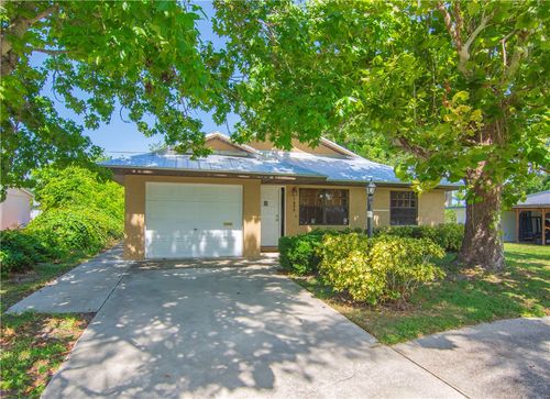 1626 4th Ct, Vero Beach, FL, 32960-5606 | Card Image