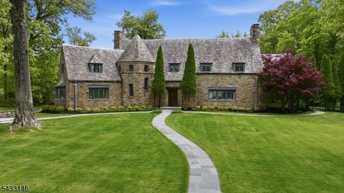 120 Old Chester Rd, Essex Fells, NJ, 07021-1626 | Card Image