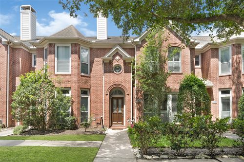711 W Heights Hollow Lane, Houston, TX, 77007 | Card Image