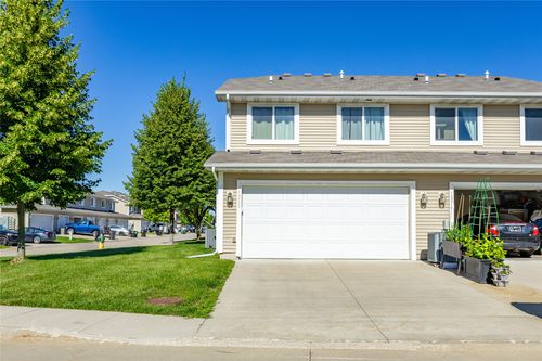 1268 Ne 8th Ln, Ankeny, IA, 50021-6768 | Card Image
