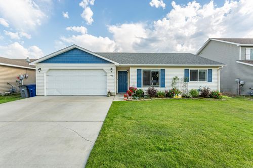 732 E Carrie Dr, Medical Lake, WA, 99022-5016 | Card Image