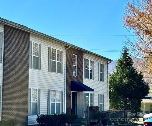 b-237 Camelot Dr, Waynesville, NC, 28786-2412 | Card Image