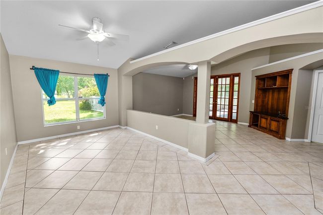 16804 Hawkridge Rd, House other with 4 bedrooms, 2 bathrooms and null parking in Lithia FL | Image 5