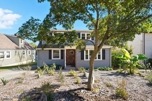 7 Birchwood Rd, Rockaway Boro, NJ, 07866-3710 | Card Image