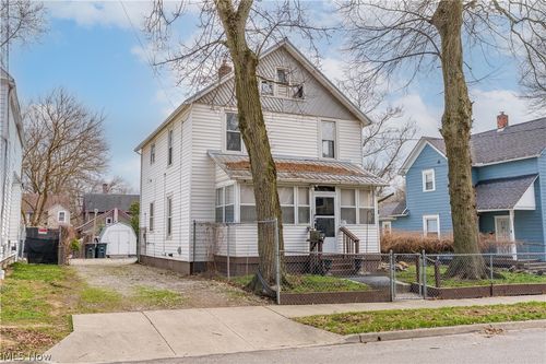 105 Westwood Ave, Akron, OH, 44302-1512 | Card Image
