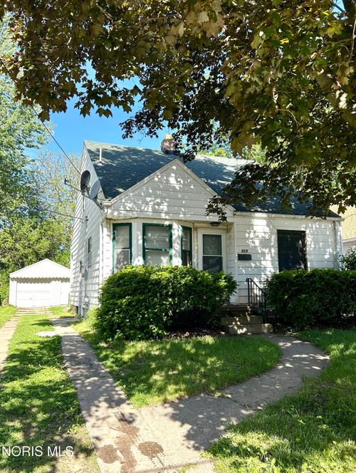 919 Turner Ave, Toledo, OH, 43607-3031 | Card Image