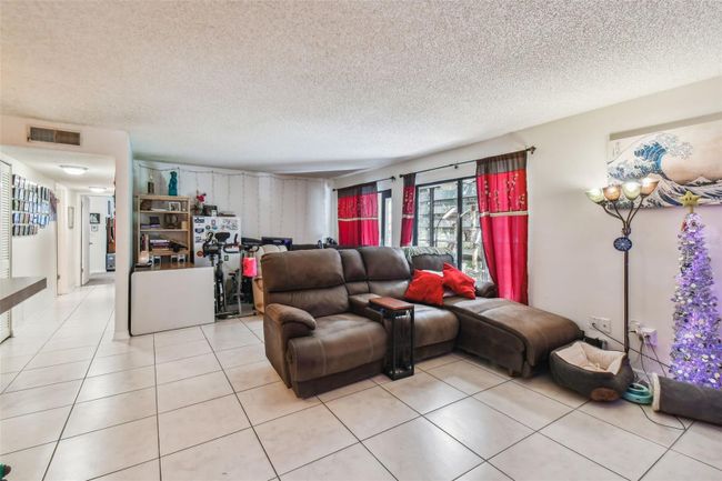 C - 6015 Laketree Lane, Condo with 2 bedrooms, 2 bathrooms and null parking in Temple Terrace FL | Image 38