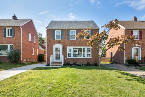 17020 Eldamere Ave, Cleveland, OH, 44128-1520 | Card Image