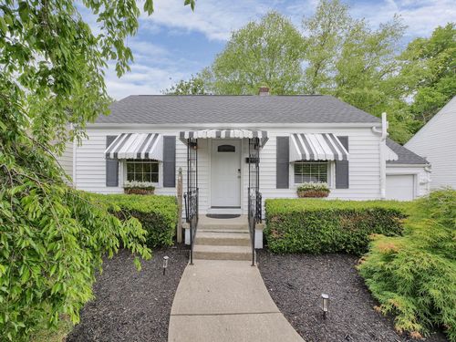 110 Valley Dr, Florence, KY, 41042-2420 | Card Image