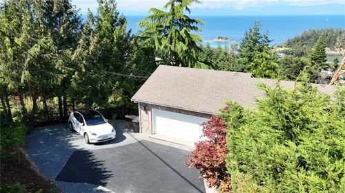 3640 Sundown Dr, Nanaimo, BC, V9T4H5 | Card Image