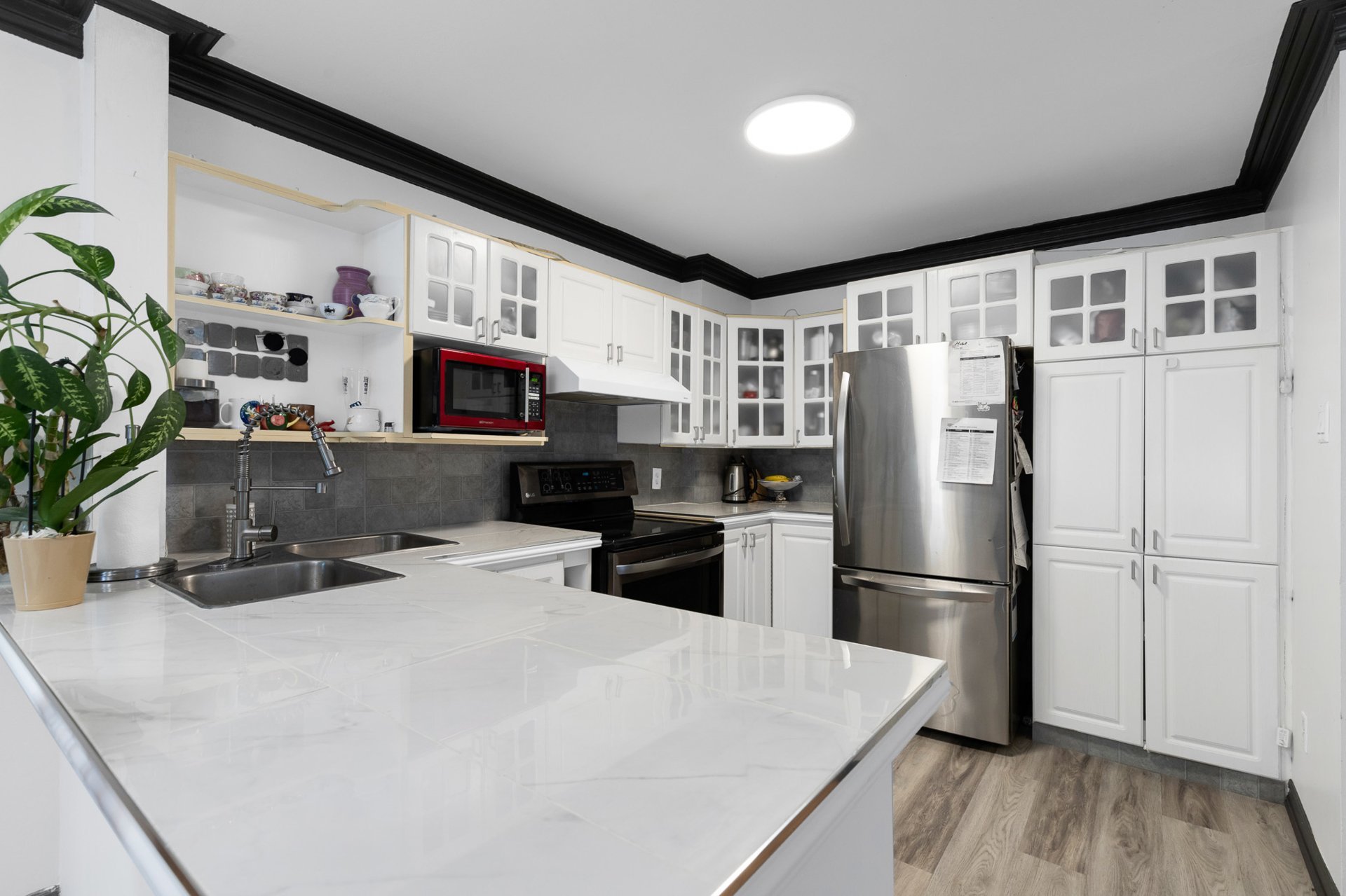 Residential in Dollard-Des-Ormeaux 5