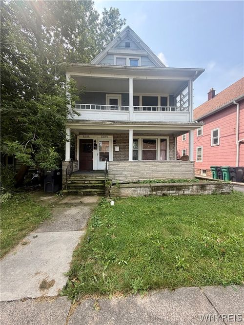 2237 Ontario Ave, Niagara Falls, NY, 14305-3073 | Card Image