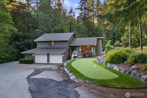 12816 184th Dr Se, Snohomish, WA, 98290-8612 | Card Image