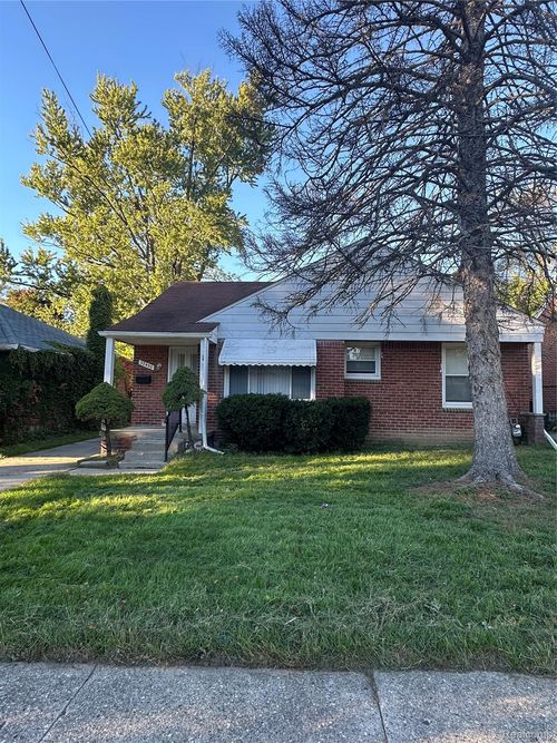 22450 Ray St, Detroit, MI, 48223-2550 | Card Image