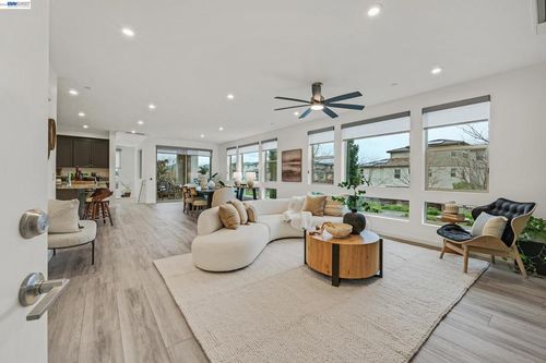 202-5630 Central Pkwy, Dublin, CA, 94568 | Card Image