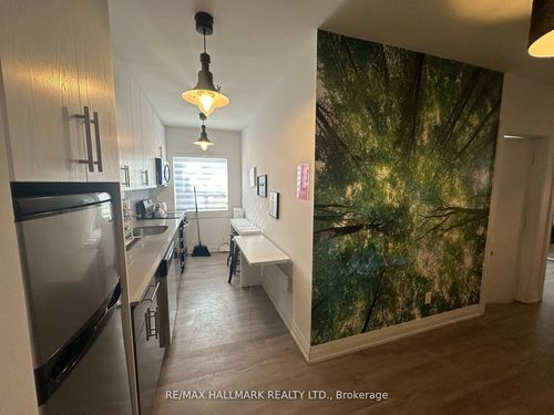 5-595 St Clair Ave W, Toronto, ON, M6C1A3 | Card Image