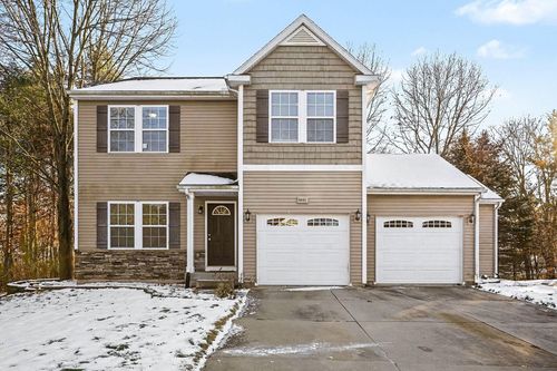 6061 Equestrian Woods Ct, Kalamazoo, MI, 49009-4020 | Card Image