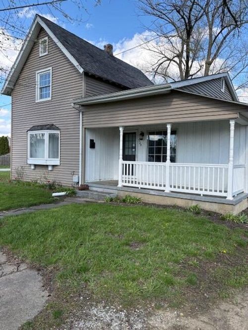 529 N Weston St, Rensselaer, IN, 47978 | Card Image