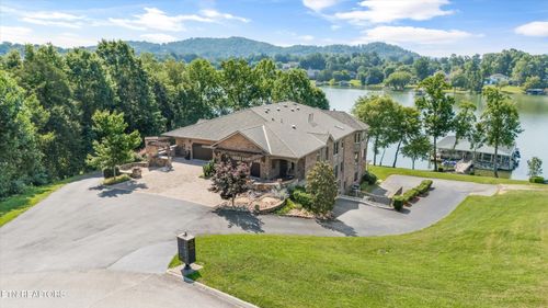 3834 Lake Pointe Dr, Kingston, TN, 37763-7089 | Card Image