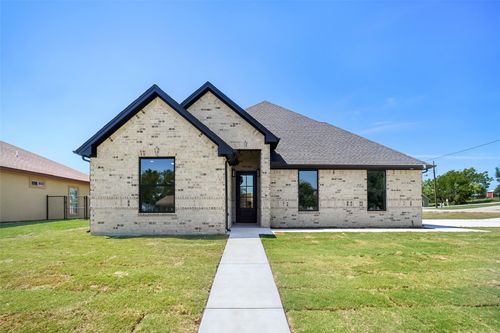 670 Marco Dr, Runaway Bay, TX, 76426-4526 | Card Image