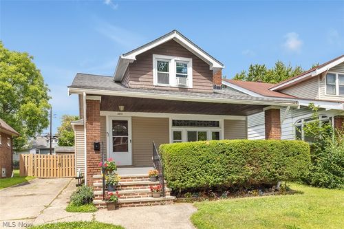 3672 W 134th St, Cleveland, OH, 44111-3321 | Card Image