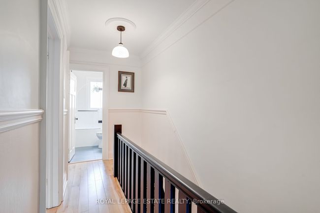 118 Mulock Ave, House attached with 3 bedrooms, 2 bathrooms and 1 parking in Toronto ON | Image 14