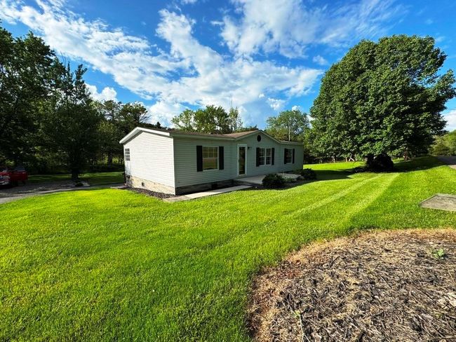 2174 Castleton Rd, House other with 3 bedrooms, 2 bathrooms and null parking in Max Meadows VA | Image 4