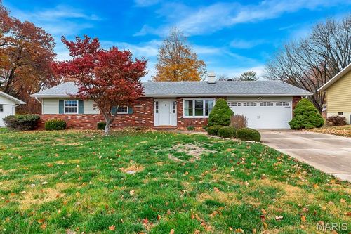 2005 Golfview Dr, Collinsville, IL, 62234-4834 | Card Image