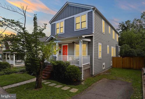 22 W Del Ray Ave, ALEXANDRIA, VA, 22301-1524 | Card Image