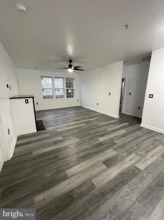 UNIT-202 - 42480 Rockrose Sq, Condo with 3 bedrooms, 2 bathrooms and null parking in BRAMBLETON VA | Image 14