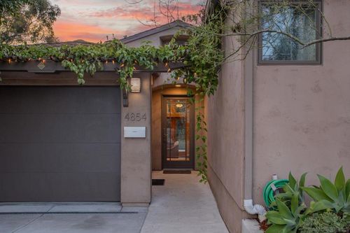 4854 39th St, San Diego, CA, 92116-2210 | Card Image