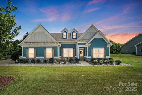 130 Sierra Chase Dr, Statesville, NC, 28677-8009 | Card Image