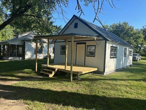 311 S Williams St, Craig, MO, 64437-9112 | Card Image