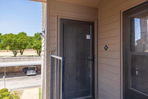 219a-5912 N Pennsylvania Avenue, Oklahoma City, OK, 73112 | Card Image
