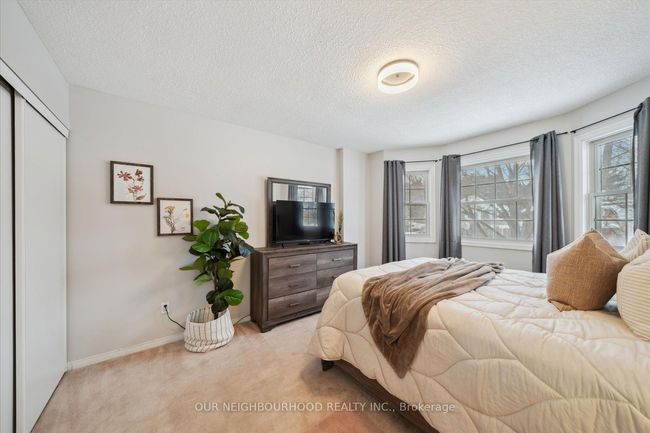 890 Royal Orchard Dr, House other with 4 bedrooms, 4 bathrooms and 4 parking in Oshawa ON | Image 33