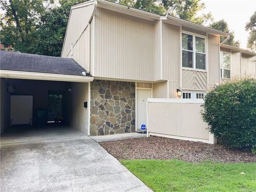 2302 Colonial Dr Ne, Brookhaven, GA, 30319-3807 | Card Image