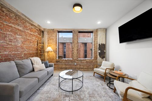 706-f-117 E 7th St, Chattanooga, TN, 37402-1959 | Card Image