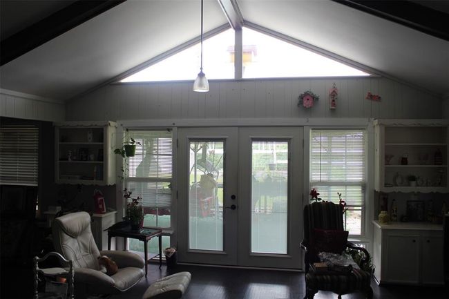 206 Riverside St, House other with 3 bedrooms, 3 bathrooms and null parking in Highlands TX | Image 9