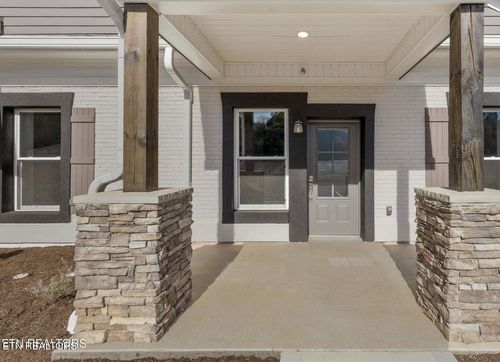 h-4411 Legends Way, Maryville, TN, 37801-9606 | Card Image