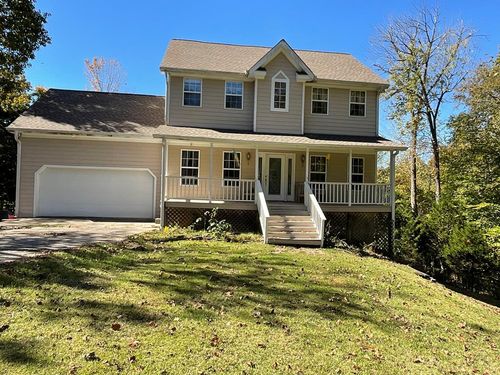 5513 Cove Creek Rd, Byrdstown, TN, 38549-4455 | Card Image