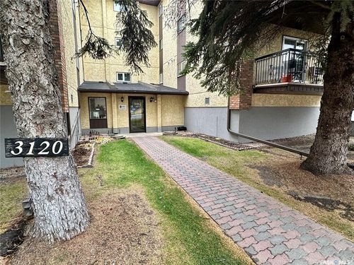 101-3120 Louise St, Saskatoon, SK, S7J3L8 | Card Image