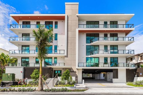 302s-87 Isle Of Venice Dr, Fort Lauderdale, FL, 33301-4040 | Card Image