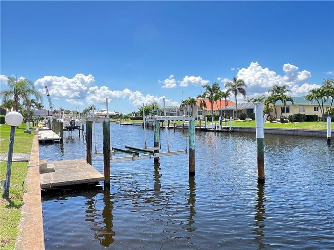 2526 Brazilia Ct, House other with 3 bedrooms, 2 bathrooms and null parking in PUNTA GORDA FL | Image 43