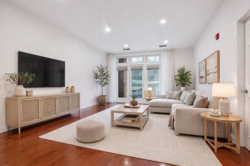 apt-317-7400 River Rd, North Bergen, NJ, 07047-7228 | Card Image