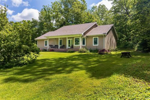 4099 Forest Lake Dr, Boonville, IN, 47601-8047 | Card Image