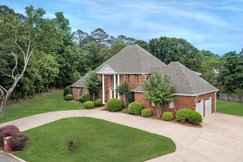69 Valley Estates Cv, Little Rock, AR, 72212-4409 | Card Image