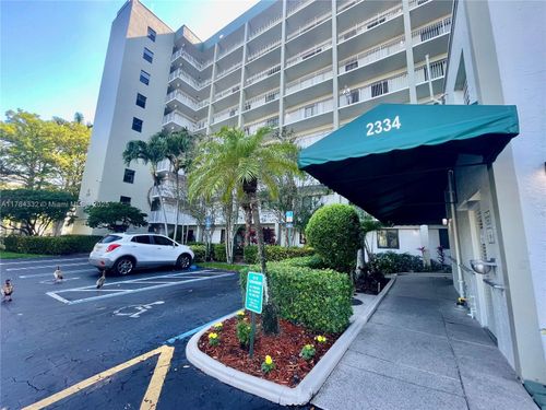 apt-505-2334 S Cypress Bend Dr, Pompano Beach, FL, 33069-5628 | Card Image